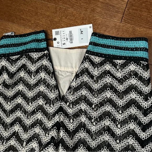 Crochet pants - Picture 4 of 7